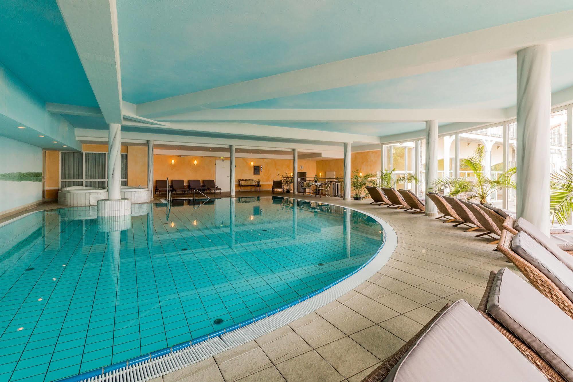 Seehotel Schloss クリンク エクステリア 写真