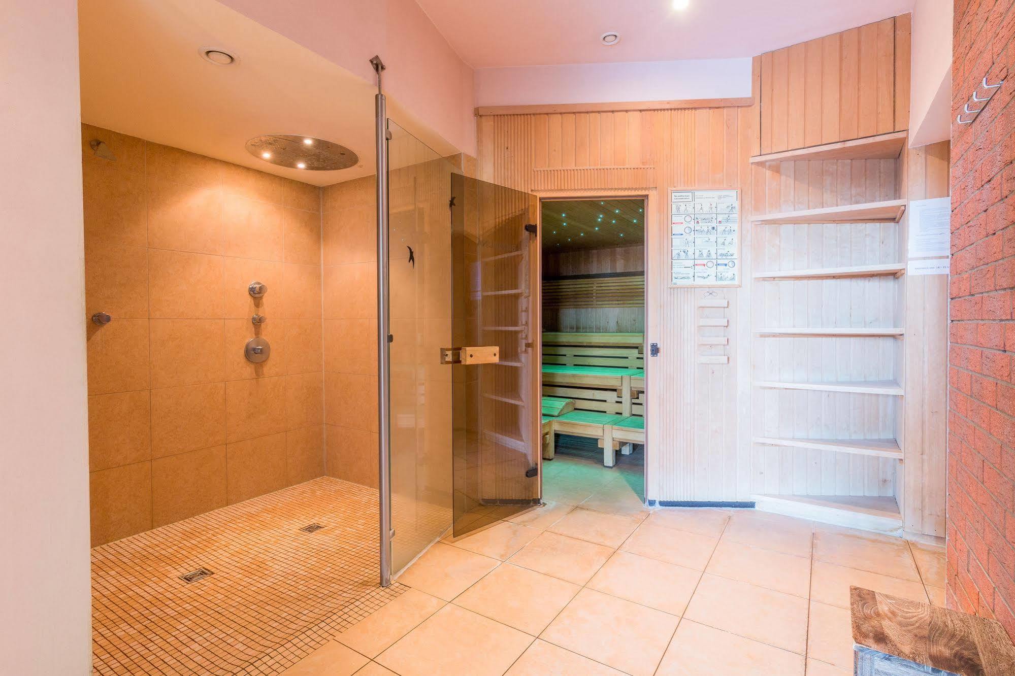 Seehotel Schloss クリンク エクステリア 写真